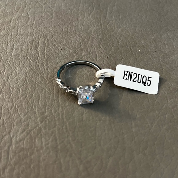 Charmed Aroma | Size 7 Ring - Picture 2 of 5